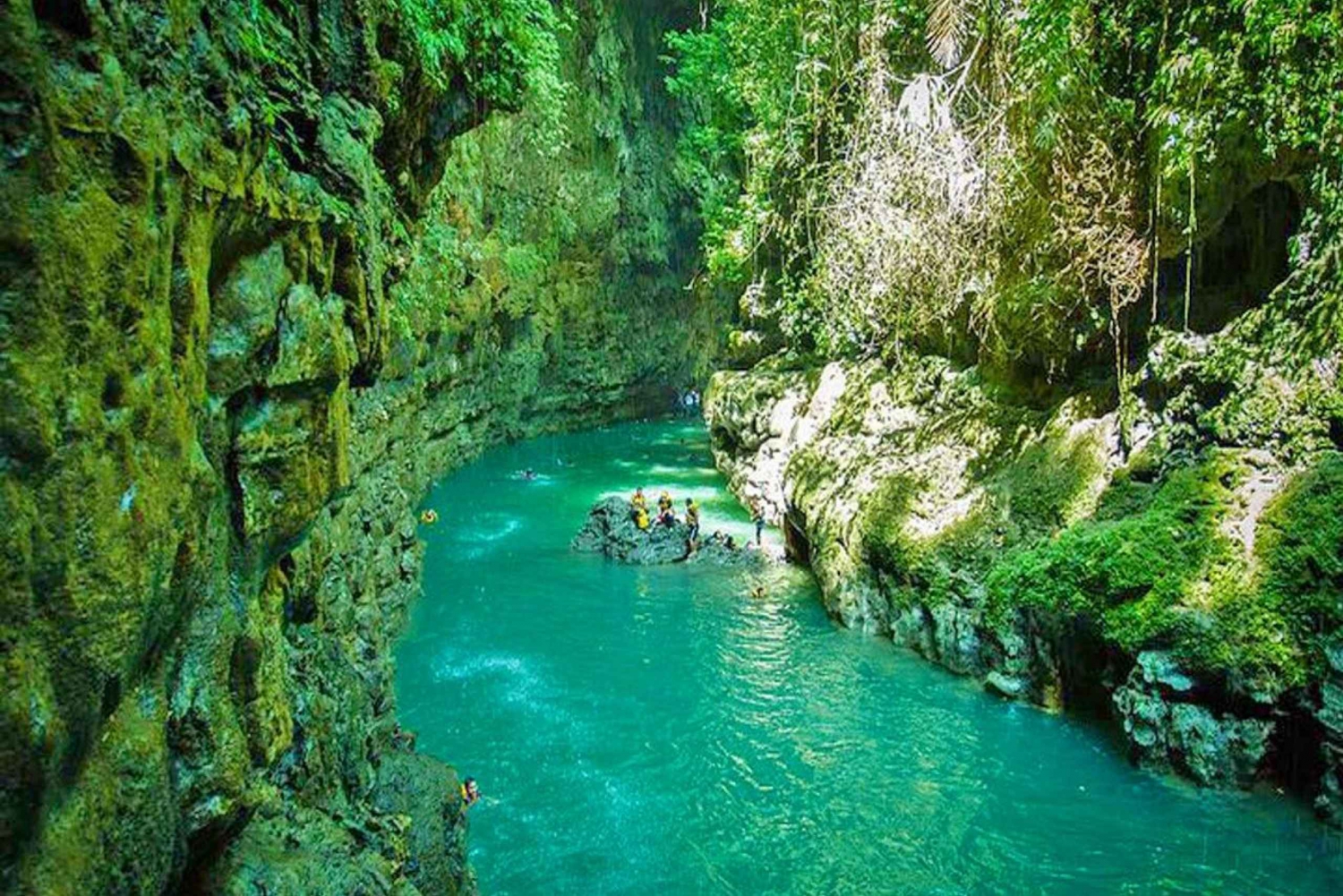 From Jakarta : 7D6N Explore Java , Volcano, Green Canyon.
