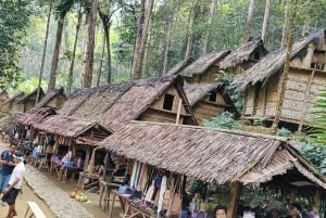 Från Jakarta: Baduy-stammens dagsutflykt med lunch