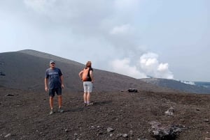 Z Dżakarty: Wycieczka 1-dniowa na wulkan Krakatoa z nurkowaniem z rurką