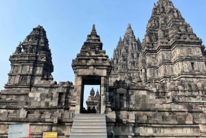 Jakartasta tai Balilta: Bandung, Yogyakarta, Bromo & Ijen -kiertue