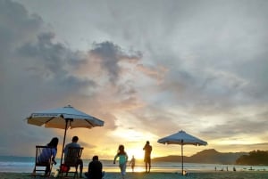 Von Jakarta aus: Surfing Lesson 2 Tage 1 Nacht