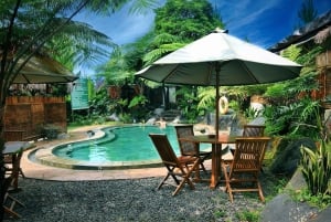 Fra Jakarta : Vulkan, te- og rismarker, varme kilder