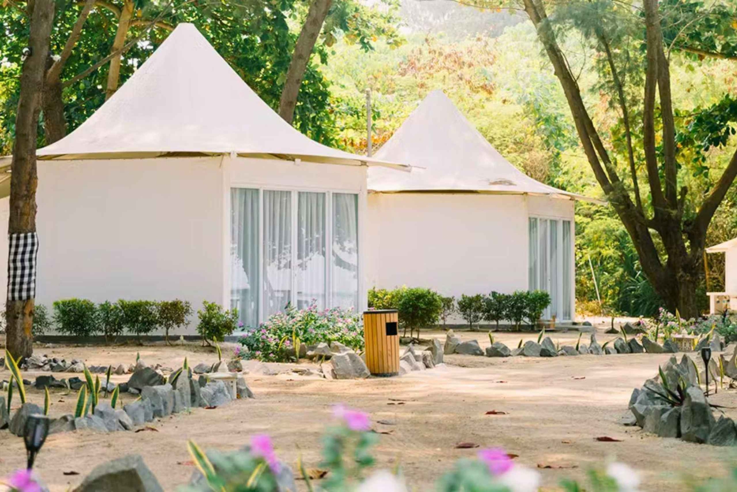 Jakarta: 2D1N Asha Island Glamping kuljetuksilla ja mönkijöillä
