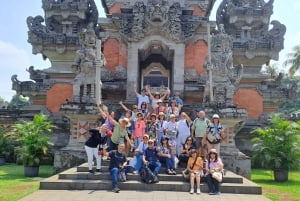 Jakarta: 3-Day Tour with Bandung and Miniature Glorius Park