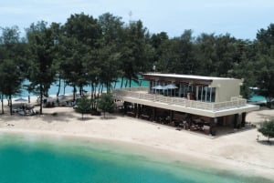 Jakarta: Yksityinen jahtimatka Asha Resortiin ja saarihyppely