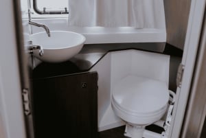 Jakarta: Yksityinen jahtimatka Asha Resortiin ja saarihyppely