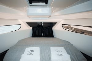 Heldags øhop med privat båd – Delfin, Ponco, Asha