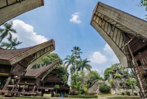 Jakarta : Beautiful Miniature Glorious Park of Indonesia