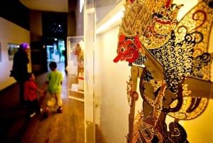 Jakarta: Cultural and Historical Guided City Tour