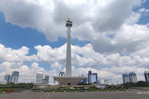 Jakarta Highlights City Tour with Local Experience