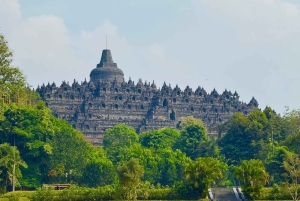 Jakarta: Java to Bali Train Tour with Hotels