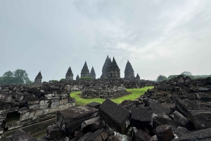 Jakarta: Java to Bali Train Tour with Hotels
