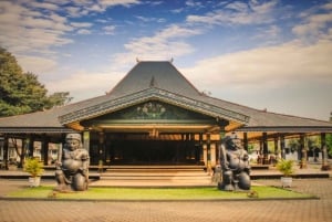 Jakarta: Mini Indonesia Cultural Park Entry Ticket