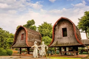 Jakarta: Mini Indonesia Cultural Park Entry Ticket