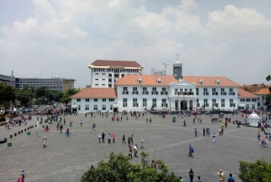 ジャカルタ:モスク、大聖堂、旧市街または港のガイド付きツアー