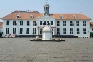 ジャカルタ:モスク、大聖堂、旧市街または港のガイド付きツアー