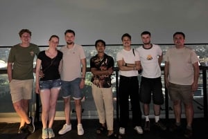 Jakarta: Night Walking Tour with Snacks and Dinner