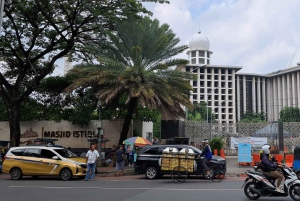 Jakarta: Private Car Charter with Professional Driver by Van