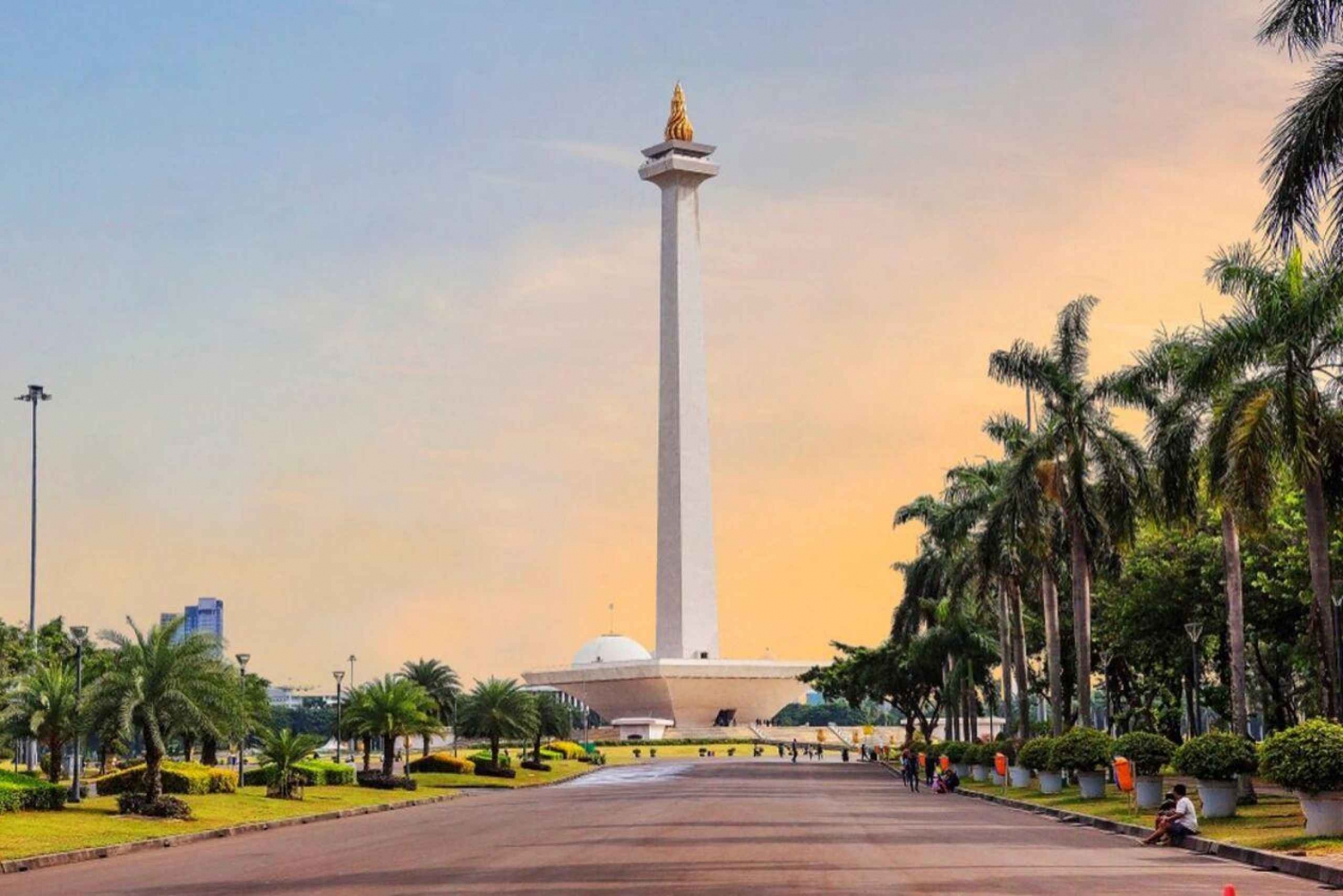 Jakarta: Yksityinen kaupunkikierros lounaalla ja hotellin nouto