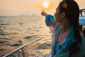 Jakarta: Auringonlaskun juhla- ja syntymäpäiväjahdit samppanjalla