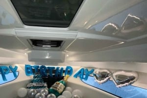 Jakarta: Auringonlaskun juhla- ja syntymäpäiväjahdit samppanjalla