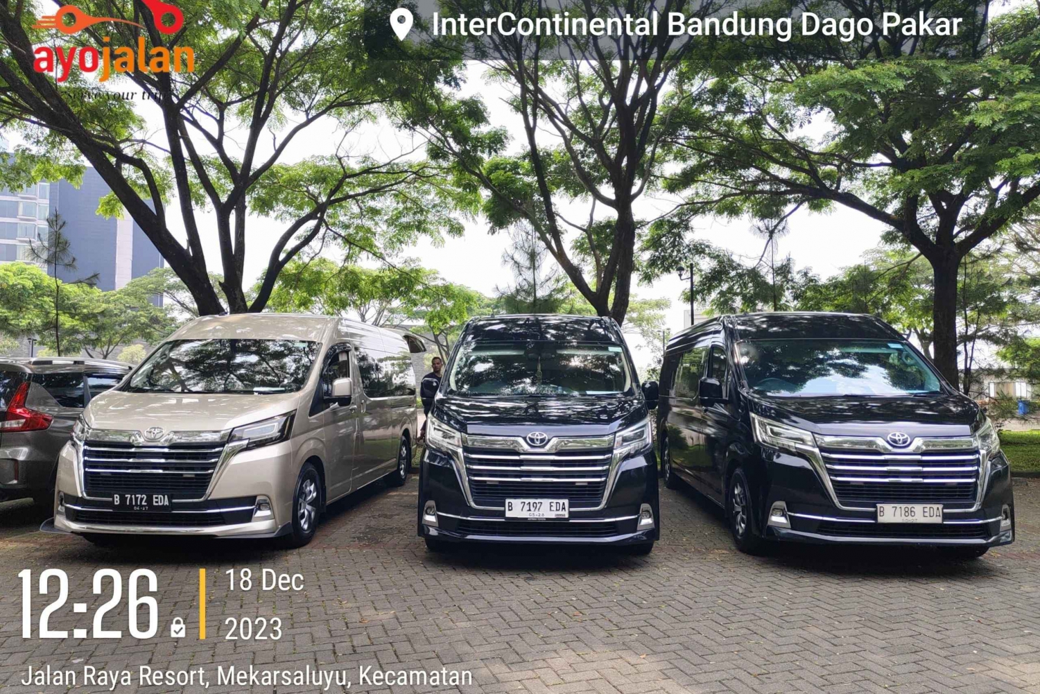JAKARTA, Rent minivan and luxury cars