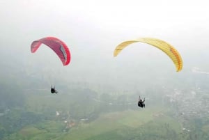 Jakarta Tour : Paragliding Top Mountain & Tea Plantation