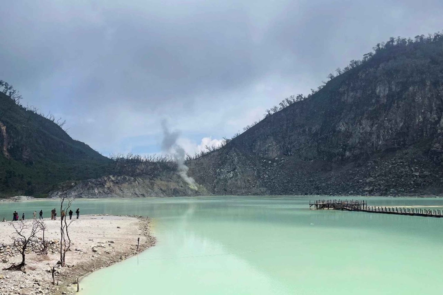 Jakarta: Volcano, Suspension Bridge and Hot Spring