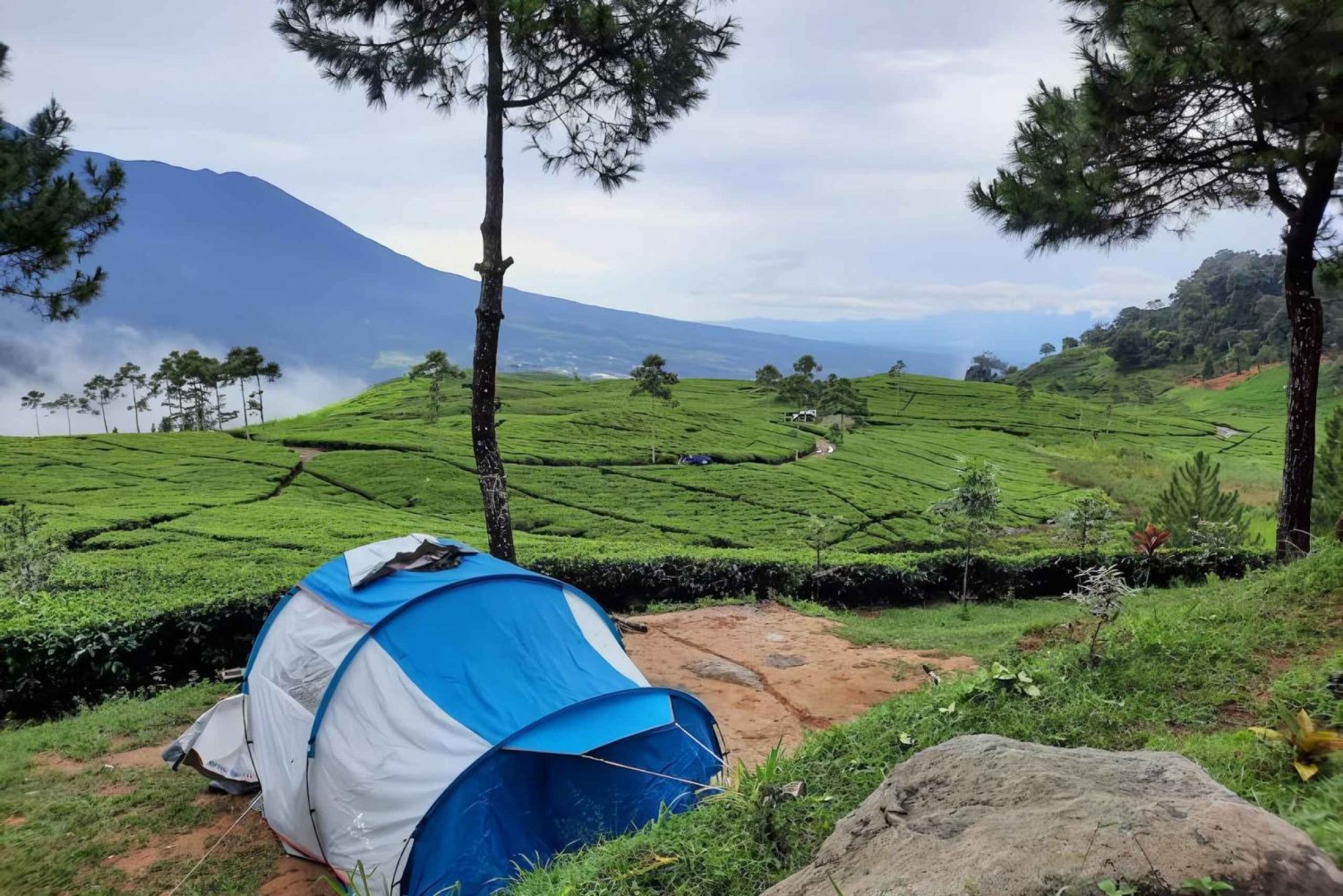 Jakarta : Foss, campingplass, vulkan 3 dager og 2 netter