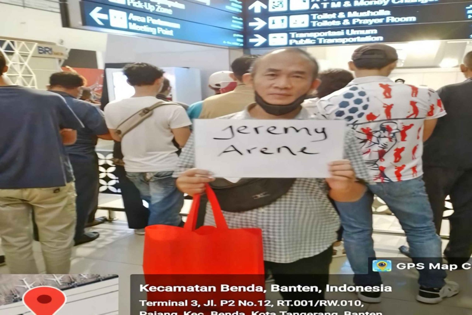 De l'aéroport international Soekarno Hatta ( CGK ) à la ville de Jakarta