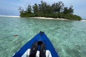 Mil Islas Yakarta: Día completo Baño de Sol, Canoa, Snorkel