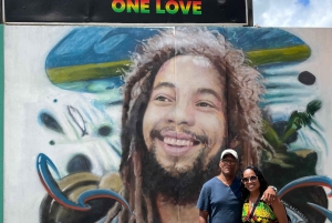 Mausoleo de Bob Marley a nueve millas de Occh Rios