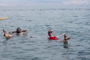 エルサレムから死海チルアウト半日ツアー