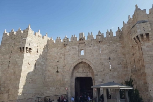 Jerusalem: Old City Walking Tour with Private Option