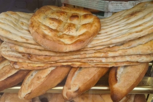 Jerusalem: Private Old City Walking Tour and Market Tastings