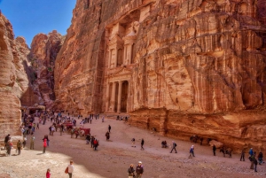 Tel Aviv: 2-Day Jerusalem, Bethlehem, and Petra Tour