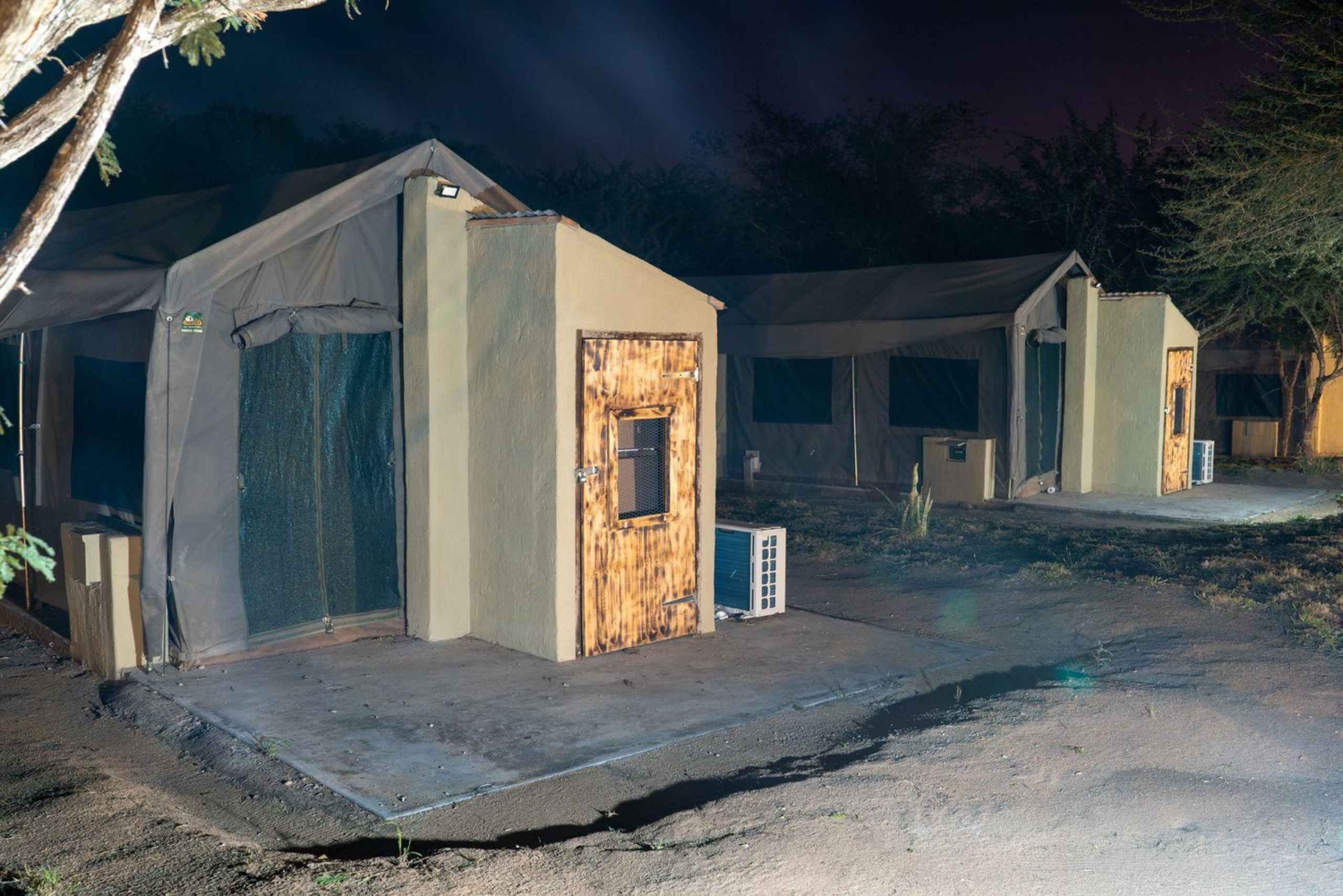 3 dages safari i Dumela Tented Camp