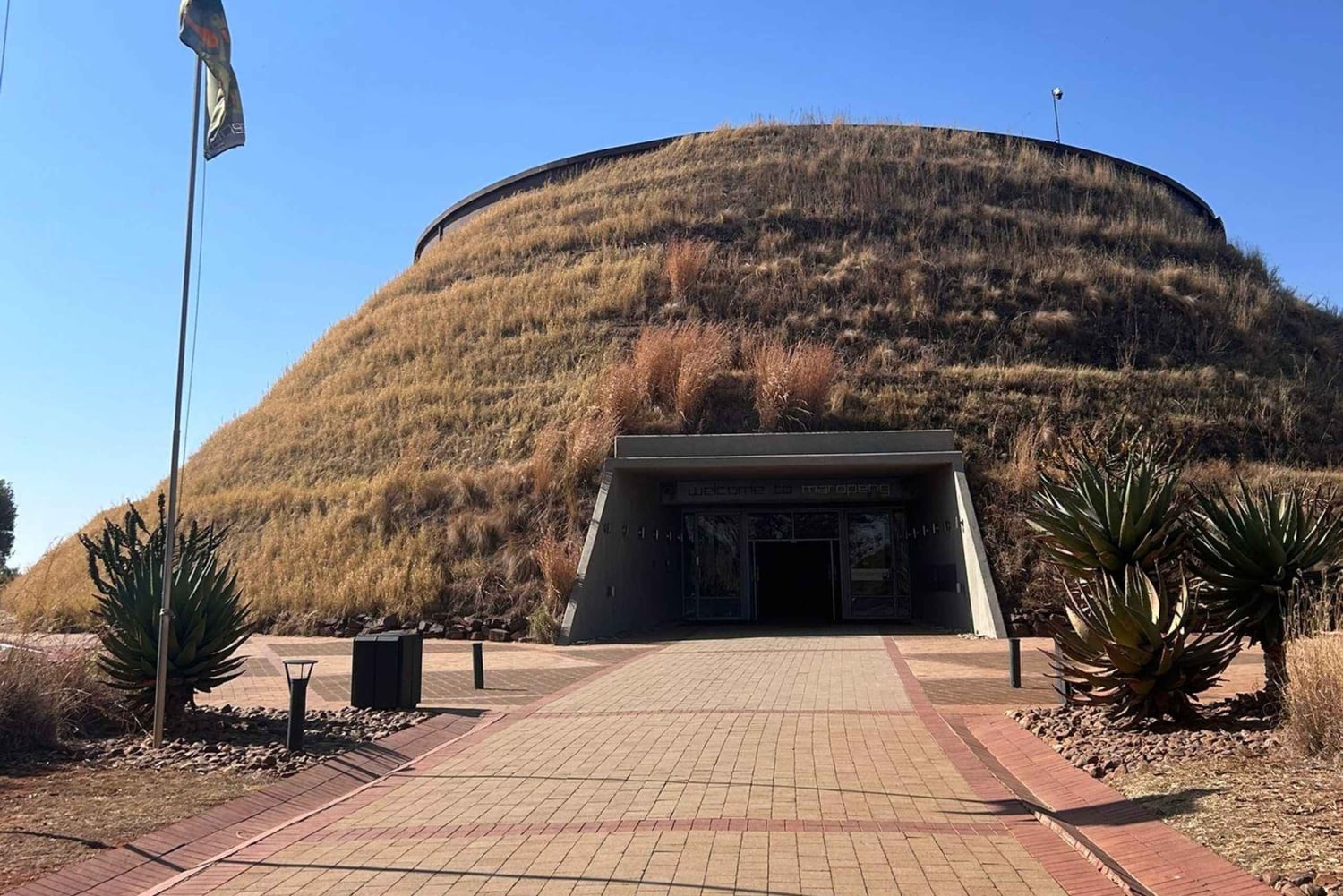 Ihmiskunnan kehto ja Lesedin kulttuurikylä