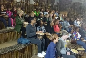 Depuis Johannesburg : Village culturel de Lesedi et visite du parc des lions