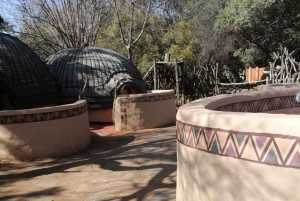 Berceau de l'humanité, village culturel Lesedi et parc Lion's Park