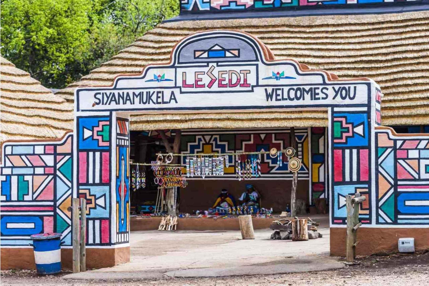 JHB: Utflykt till kulturbyn Lesedi INKLUSIVE TRANSFER OCHENTRANS