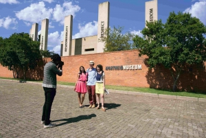 Johannesburg: (Apartheid Museum & Soweto Day Tour)