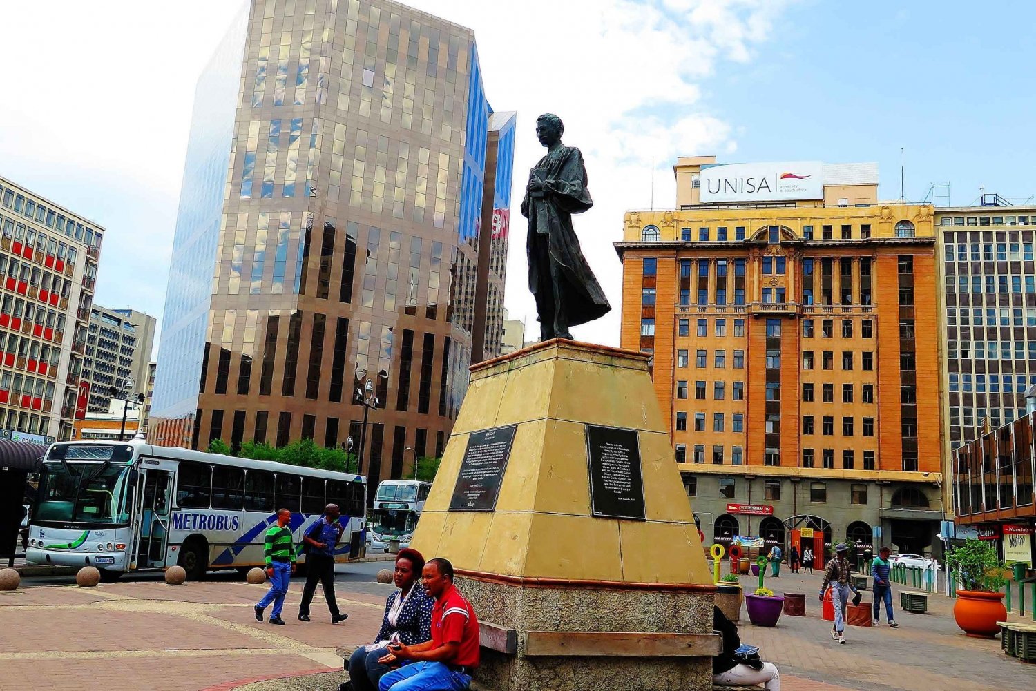 Johannesburg: City, Apartheid Museum and Soweto Guided Tour
