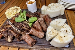 Johannesburg: City & Soweto Night Tour with Dinner & Drinks