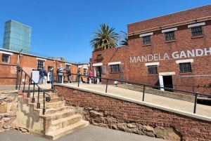 Johannesburg: City Tour with Old Fort & Cradle of Humankind