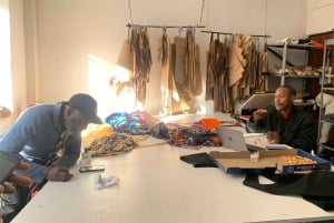 Johannesburg: Ganztagestour mit Shopping und afrikanischer Kleidung