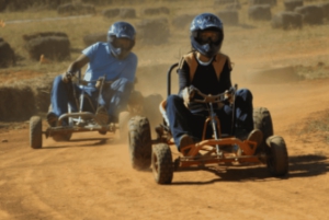 Johannesburg: Gokart og transport til Lanseria inkluderet