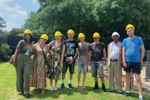 Johannesburg: Mapatiza Mine Guided Tour with Showroom