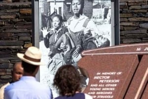 Johannesburg : Excursion d'une journée à Soweto, Dinokeng Culture et Wildlife