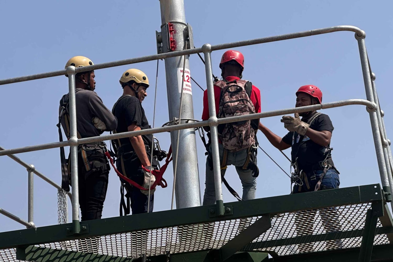 ヨハネスブルグ：ジップラインと人類発祥の地ツアーをご案内いたします